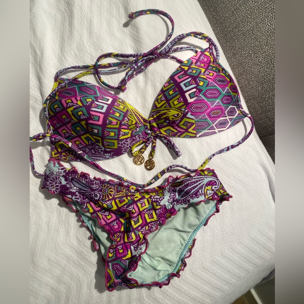 Lulifama bikini brand new